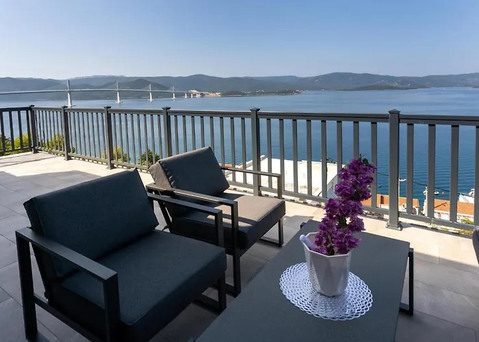 Awesome In With Wifi * كومارنا