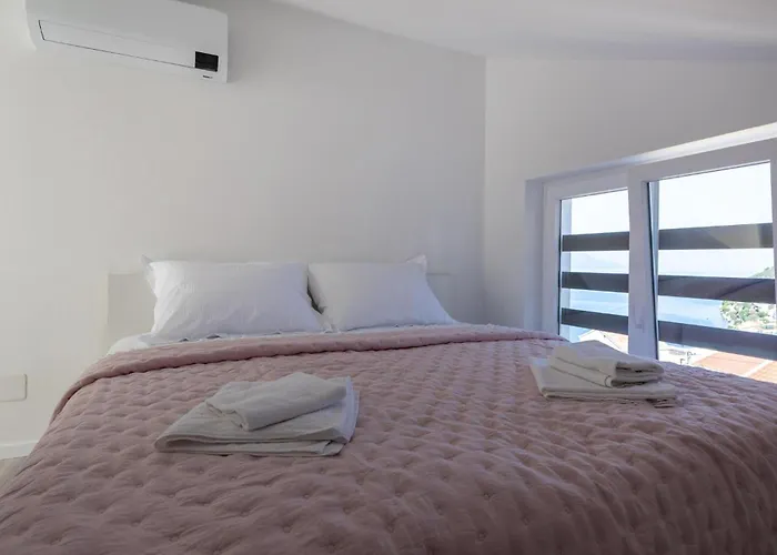 Awesome In With Wifi * كومارنا